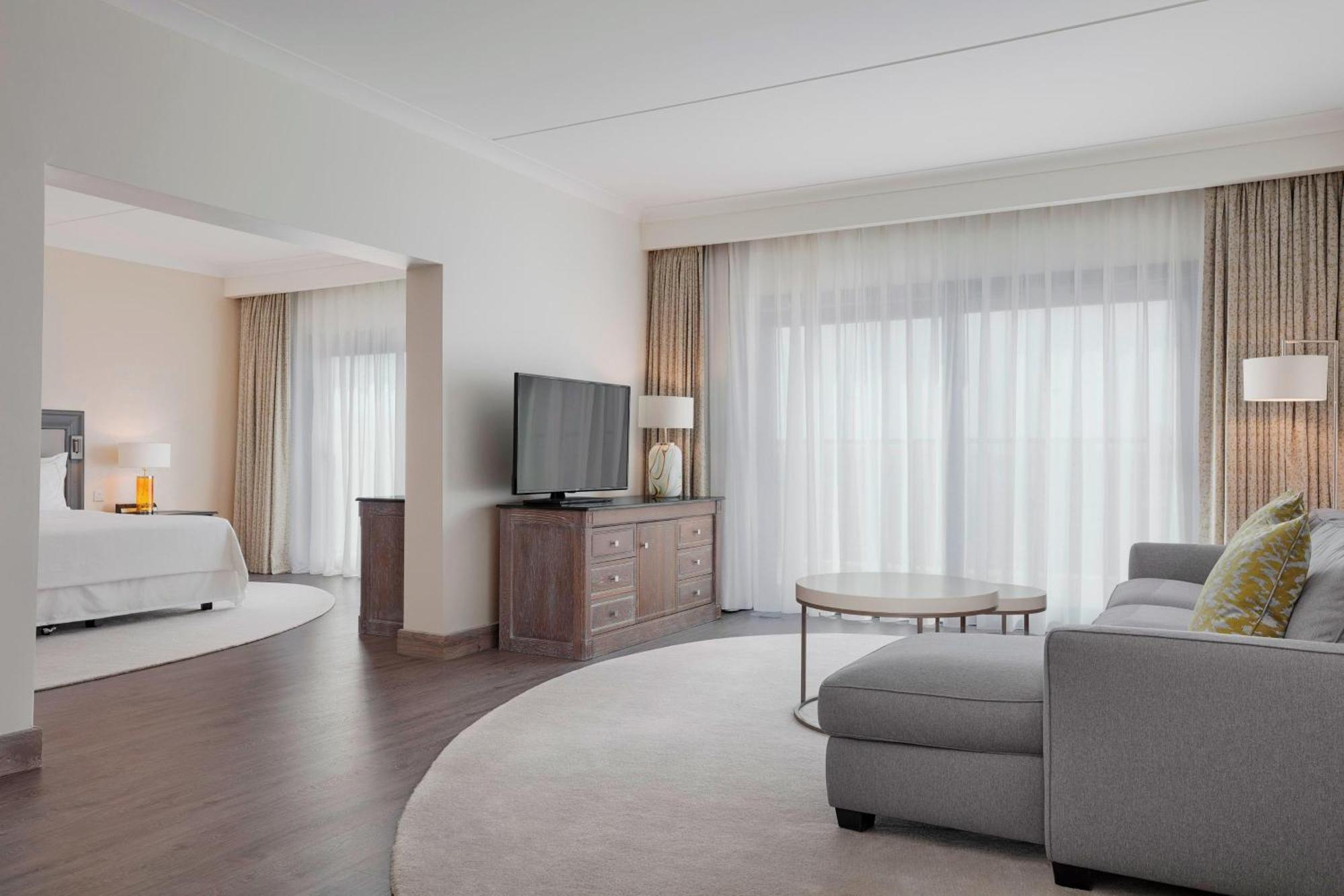 The Westin Dragonara Resort, Malta Saint Julian's Exterior photo Suite